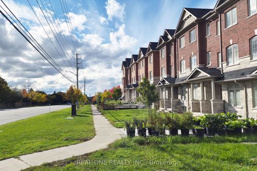 4798 16th Ave, Markham, ON, L6C0V8 | Card Image