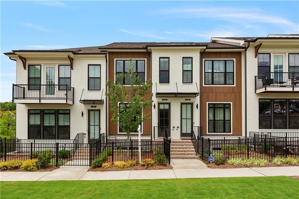 Downing Dr, Alpharetta, GA 30022