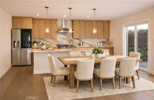 3991 Hubert Ave, LOS ANGELES, CA, 90008-2619 | Card Image