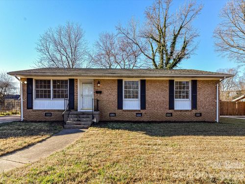 4008 Dunwoody Dr, Charlotte, NC, 28215-3814 | Card Image