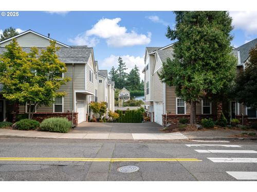 2-7848 Sw 31st Ave, Portland, OR, 97219-2421 | Card Image