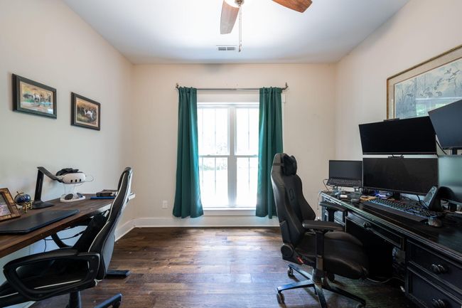 2024 Oak St, House other with 3 bedrooms, 2 bathrooms and null parking in Signal Mountain TN | Image 29