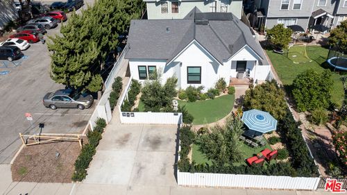 57 E Center St, Ventura, CA, 93001-1923 | Card Image