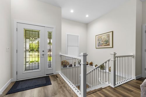 113 Taylor Ln, Thomson, IL, 61285-2500 | Card Image