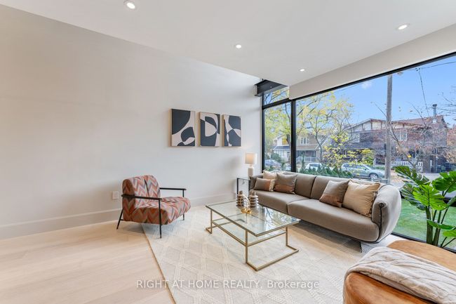 37 Kenilworth Ave, House other with 4 bedrooms, 6 bathrooms and 1 parking in Toronto ON | Image 10
