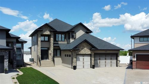 467 Mahabir Cres, Saskatoon, SK, S7W0J7 | Card Image