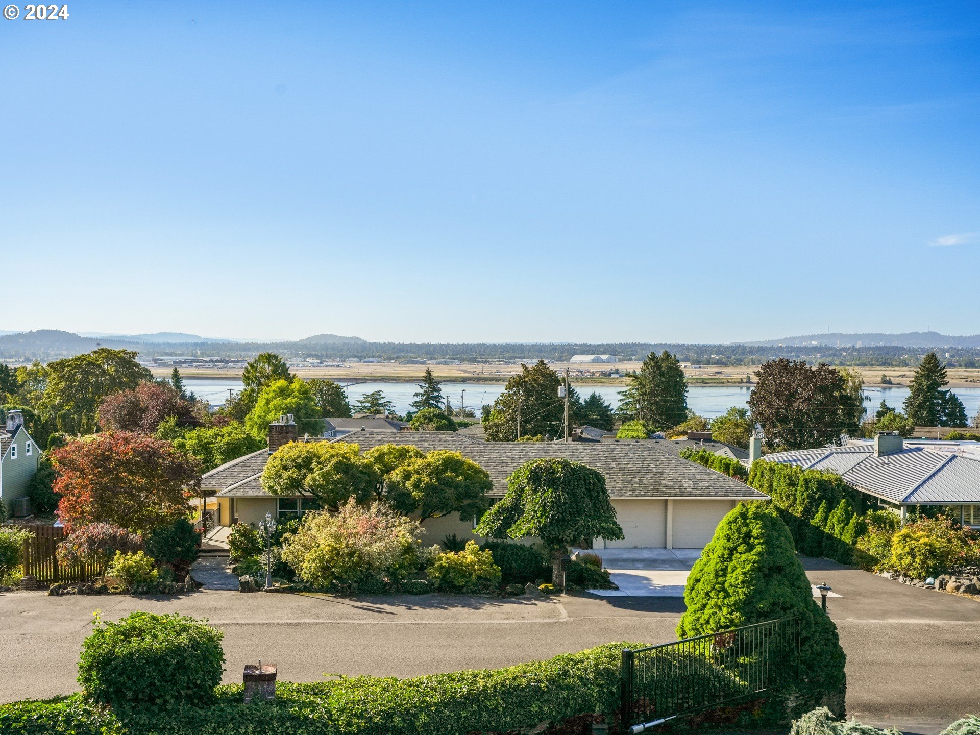 Sleret Ave, Vancouver, WA 98664