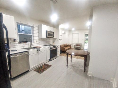 1214 Nebraska Ave, Kansas City, KS, 66102-2951 | Card Image