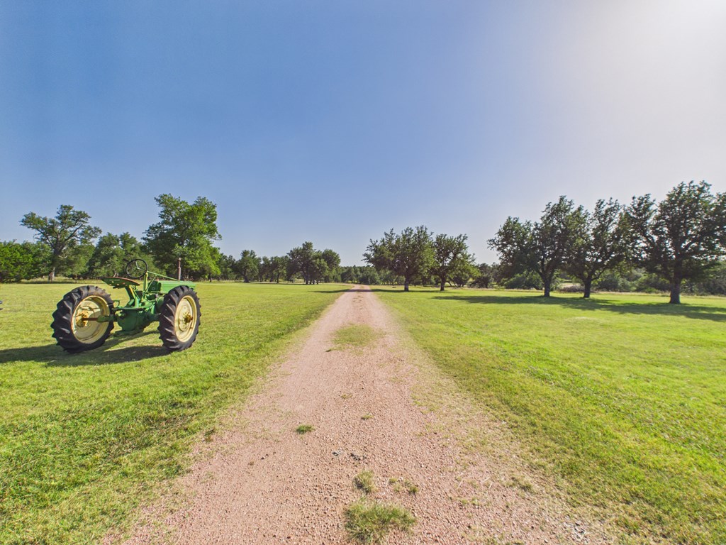 Land in Fredericksburg 4