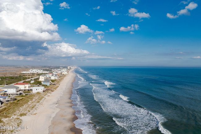 104 Sea Oaks Ct, Townhouse with 2 bedrooms, 2 bathrooms and null parking in N Topsail Beach NC | Image 55