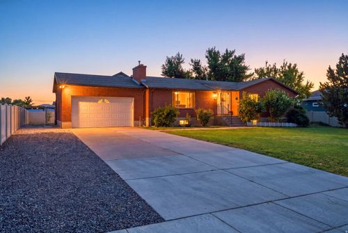 2513 W 1300 N, Clinton, UT, 84015-7837 | Card Image
