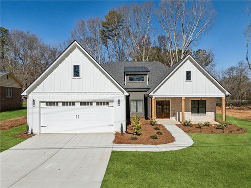 196 Red June Ln, Clarkesville, GA, 30523-2221 | Card Image