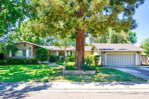 7315 Parkwoods Drive, Stockton, CA, 95207 | Card Image