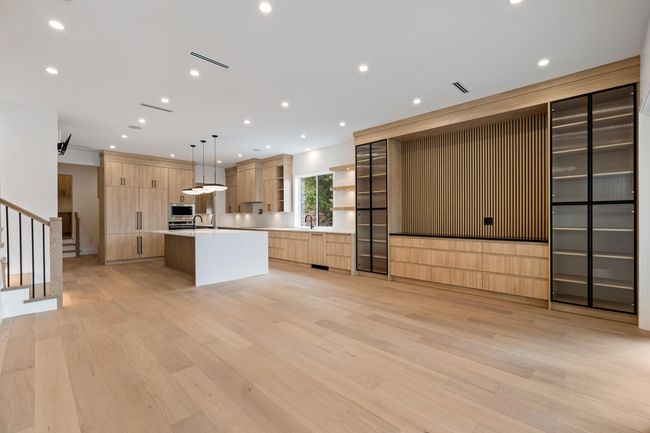 1209 Ioco Rd, House other with 4 bedrooms, 5 bathrooms and 4 parking in Port Moody BC | Image 12
