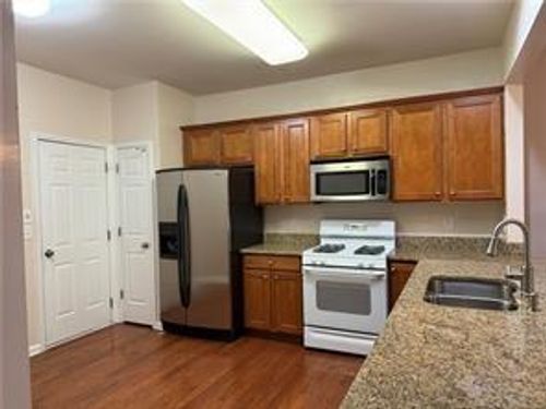 2090 Deptford Dr, Duluth, GA, 30097-4803 | Card Image
