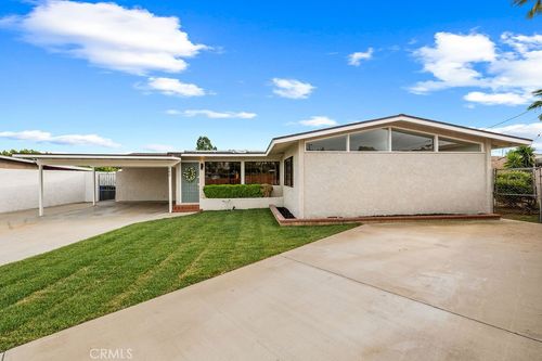 249 W Alru St, Rialto, CA, 92376-6904 | Card Image