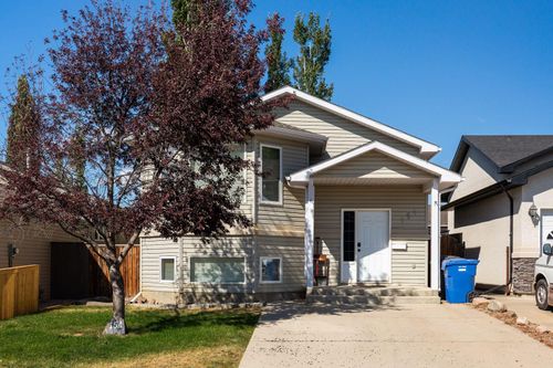 154 Blackfoot Crt W, Lethbridge, AB, T1K7W1 | Card Image