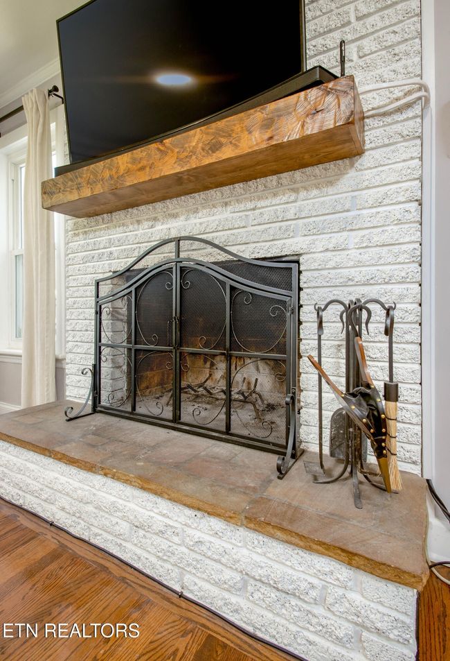 4910 Silva Dr, House other with 3 bedrooms, 2 bathrooms and 2 parking in Knoxville TN | Image 7