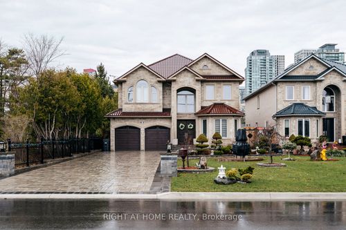 99 Fairview Rd W, Mississauga, ON, L5B1K7 | Card Image