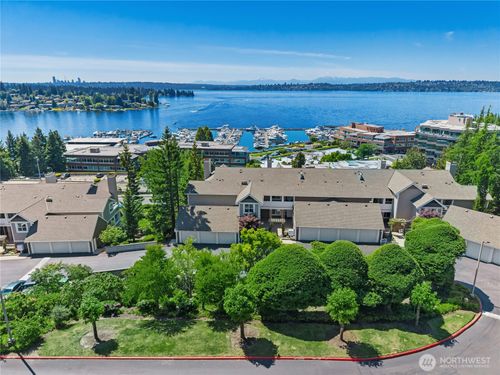 b-5404 Lake Washington Blvd Ne, Kirkland, WA, 98033-7432 | Card Image