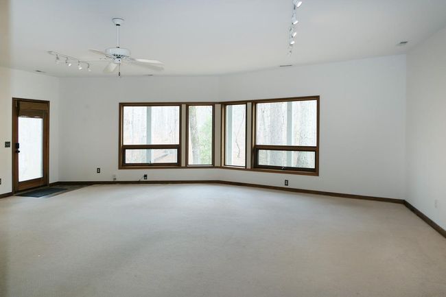 Photo #13 | Image 13