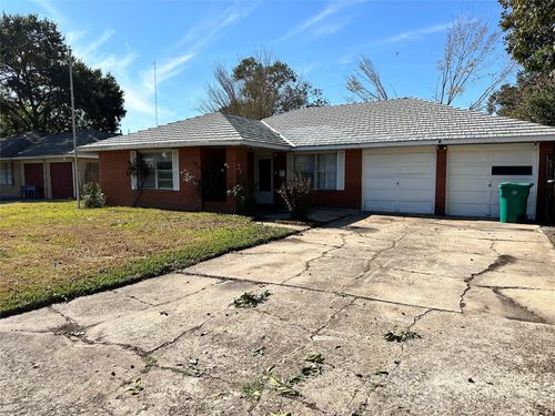 1812 Jessie Ln, Pasadena, TX, 77502-2961 | Card Image