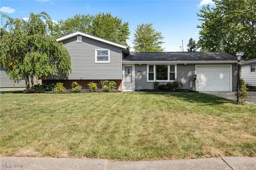 2600 W 40th St, Lorain, OH, 44053-2320 | Card Image
