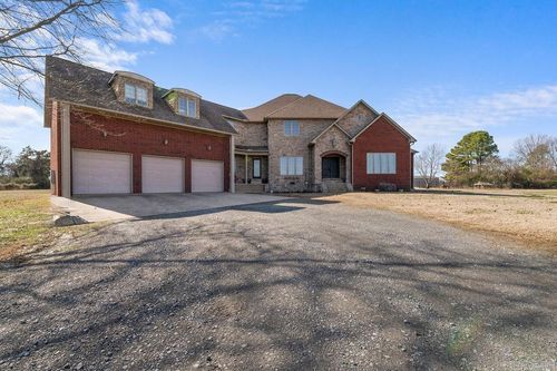 198 Rue Dr, Clinton, AR, 72031-9077 | Card Image