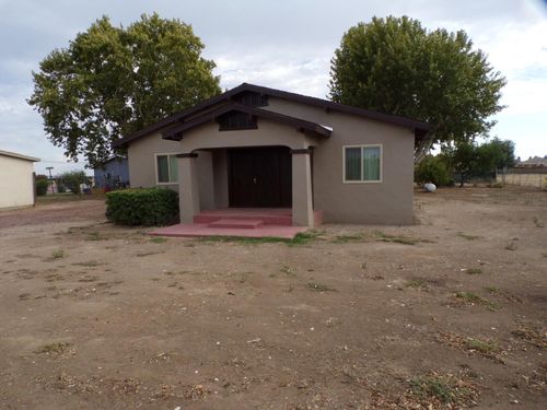 6939 E Kings Canyon Rd, Fresno, CA, 93727-3606 | Card Image