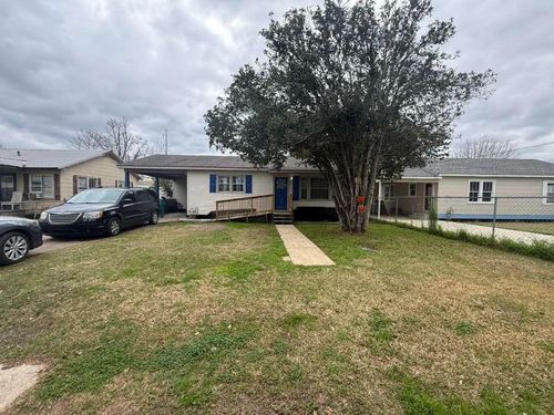 1311 Henry St, Opelousas, LA, 70570-2809 | Card Image