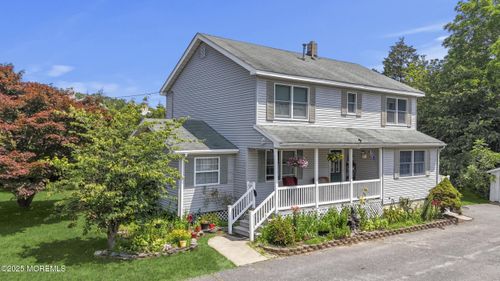 679 Clifton Ave, Toms River, NJ, 08753-5505 | Card Image