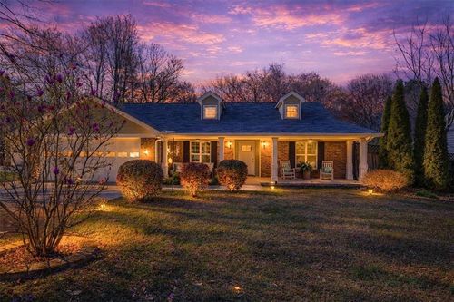 250 W Peachtree St, Norcross, GA, 30071-2053 | Card Image