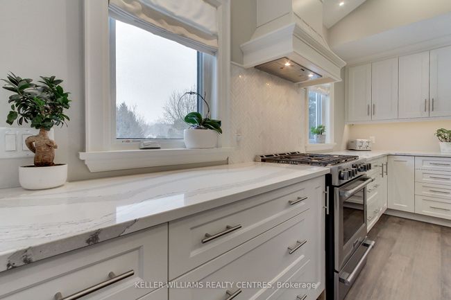17781 Mccowan Rd, House other with 5 bedrooms, 4 bathrooms and 6 parking in Cedar Valley ON | Image 14