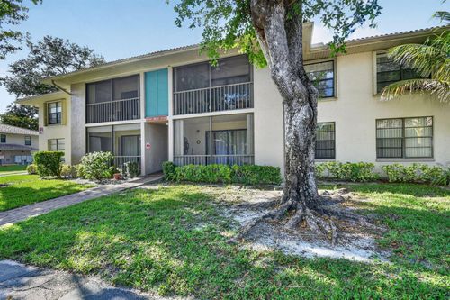 103-9810 Pineapple Tree Dr, Boynton Beach, FL, 33436-3586 | Card Image
