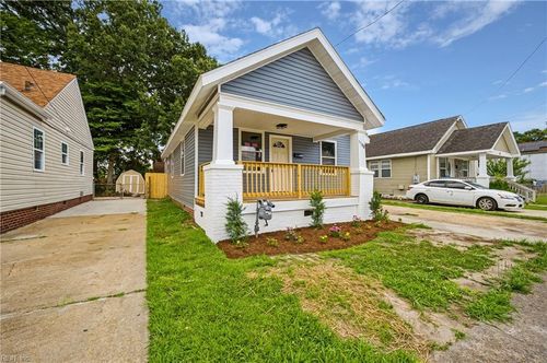 1715 Richmond Ave, Portsmouth, VA, 23704-4441 | Card Image