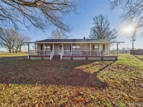 17086 N County Line Rd, Bernie, MO, 63822-8114 | Card Image