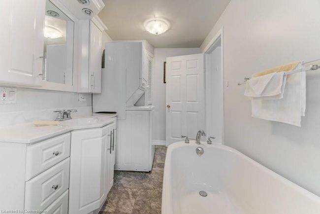 27 Station St, House other with 3 bedrooms, 2 bathrooms and 2 parking in Tavistock ON | Image 27