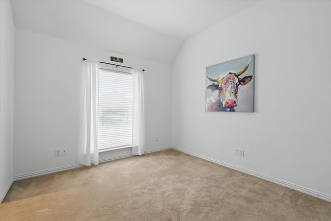 Bedroom #2 with large walk-in closet. | Image 29
