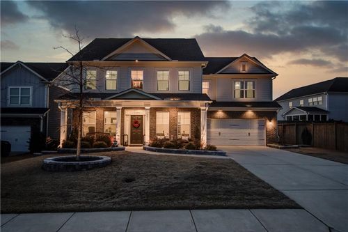6837 Benjamin Dr, Flowery Branch, GA, 30542-7401 | Card Image