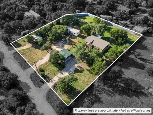 460 Oaks Rd, Bertram, TX, 78605-3563 | Card Image
