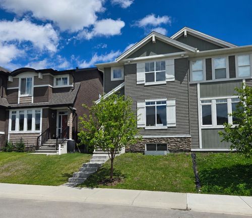 18 Willow Cres, Okotoks, AB, T1S5S2 | Card Image