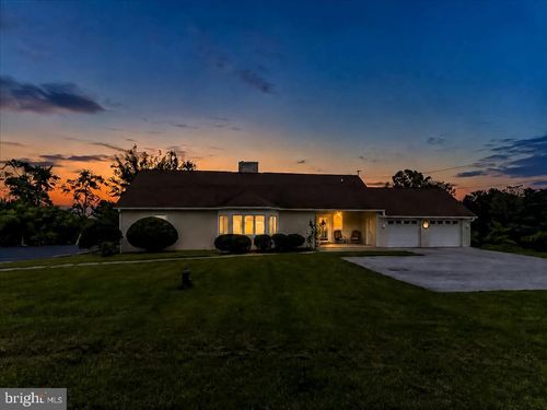 1679 Horse Shoe Pike, Glenmoore, PA, 19343-1035 | Card Image