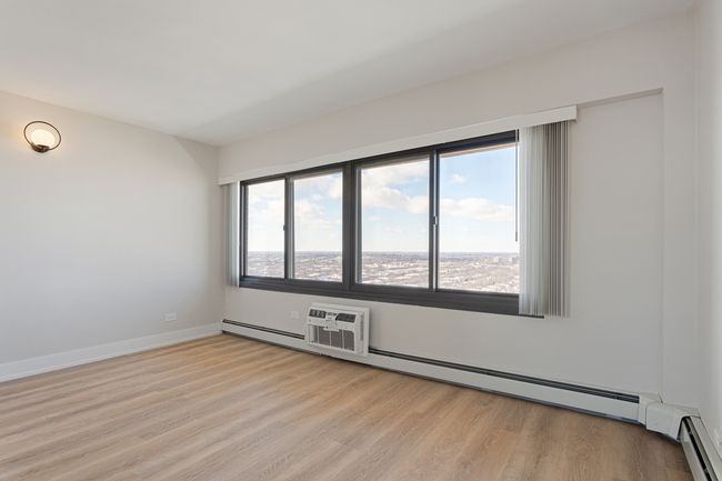 APT-6L - 6166 N Sheridan Rd, Condo with 1 bedrooms, 2 bathrooms and 4 parking in CHICAGO IL | Image 6