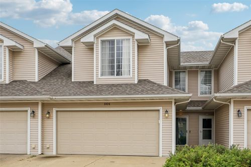 1004-900 67th St, West Des Moines, IA, 50266-2463 | Card Image