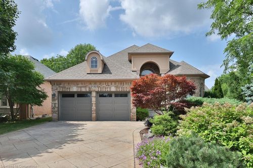 2132 Turnberry Rd, Burlington, ON, L7M4N2 | Card Image