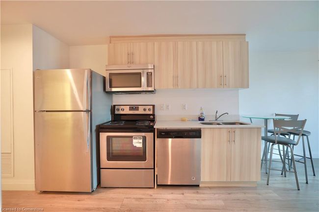 502 - 158 King St N, House attached with 1 bedrooms, 1 bathrooms and 1 parking in Waterloo ON | Image 7