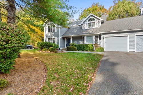 57 Old Town Xing, Mount Kisco, NY, 10549-4031 | Card Image