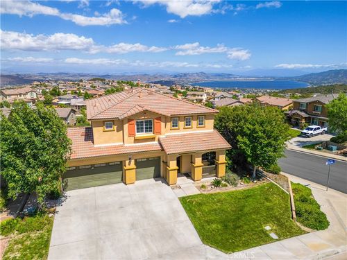 29260 Crystal Ridge Ct, Lake Elsinore, CA, 92530-7289 | Card Image
