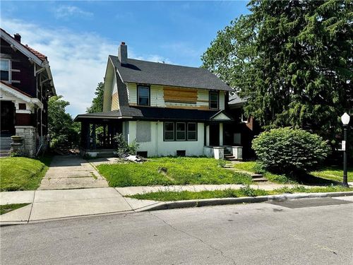 1031 Laurel Ave, Kansas City, KS, 66104-5236 | Card Image