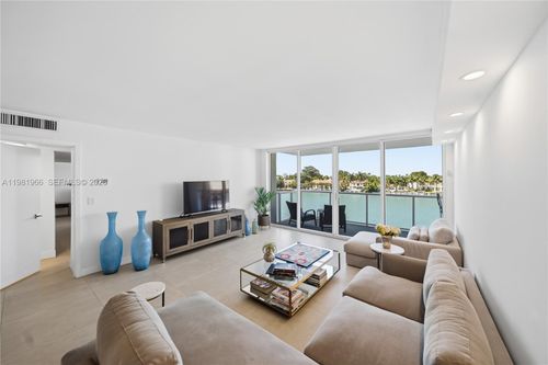 apt-4f-5750 Collins Ave, Miami Beach, FL, 33140-2316 | Card Image